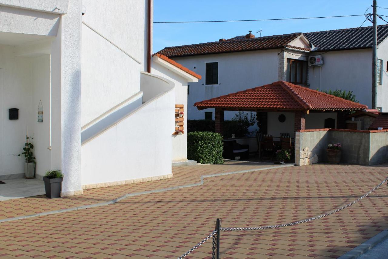 Apartmani B&S Barbat na Rabu Εξωτερικό φωτογραφία