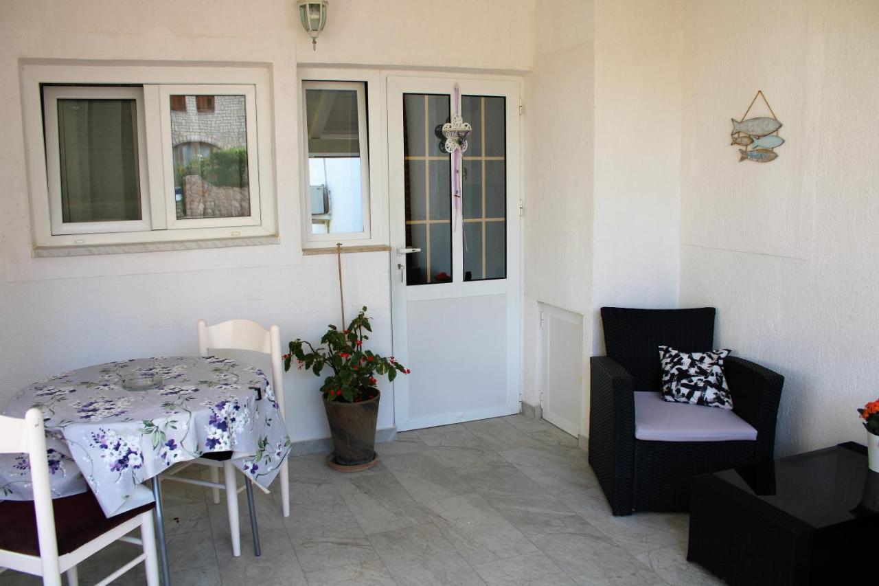 Apartmani B&S Barbat na Rabu Εξωτερικό φωτογραφία