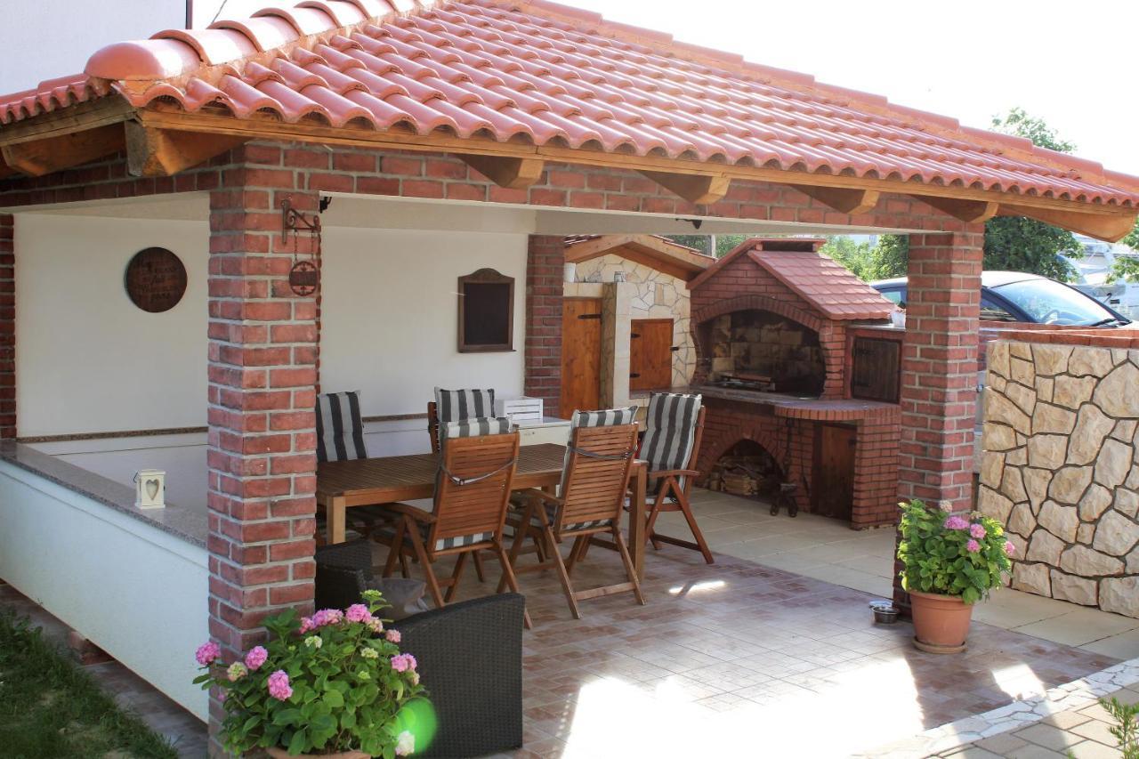 Apartmani B&S Barbat na Rabu Εξωτερικό φωτογραφία