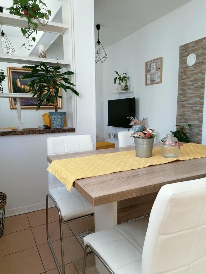 Apartmani B&S Barbat na Rabu Εξωτερικό φωτογραφία